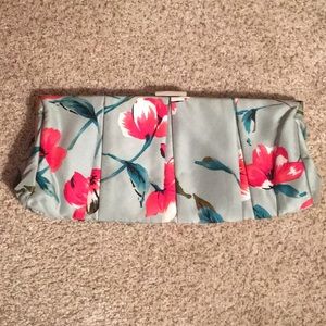 Beautiful green & pink floral clutch!